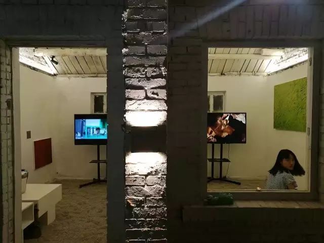 \