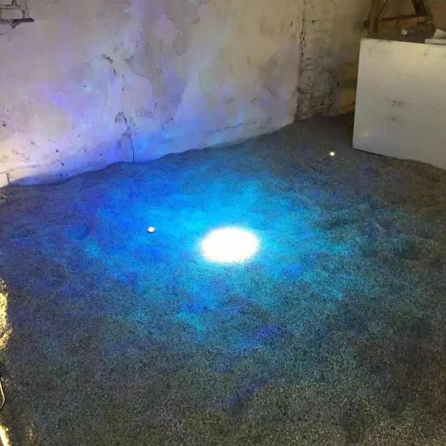 \